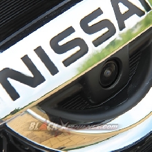 Kamera Di Bagian Depan