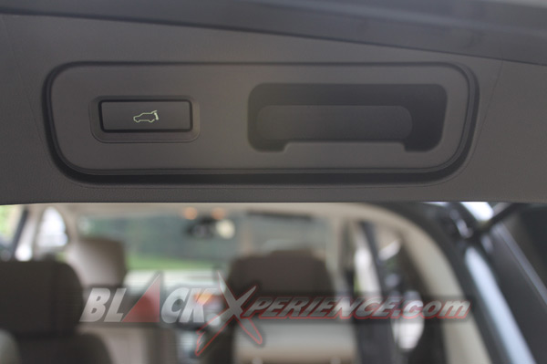 Mazda8 Ideal Untuk Liburan