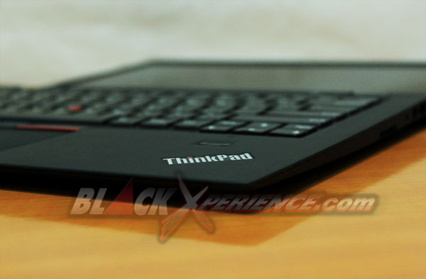 X1 Carbon Si Elegan Yang Fleksibel