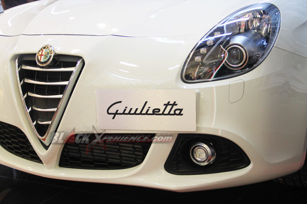 Grille Classic Khas Alfa Romeo