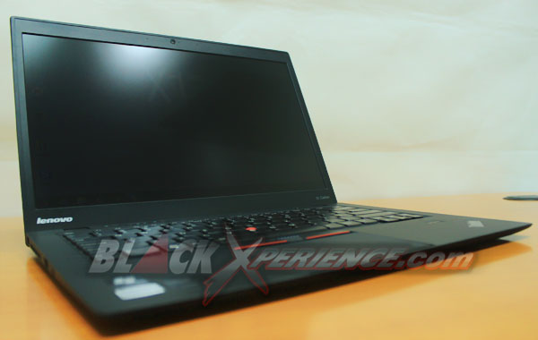X1 Carbon Si Elegan Yang Fleksibel