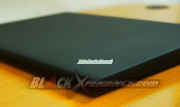 X1 Carbon Si Elegan Yang Fleksibel