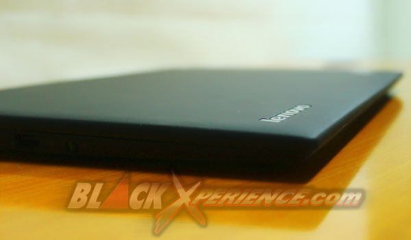 X1 Carbon Si Elegan Yang Fleksibel