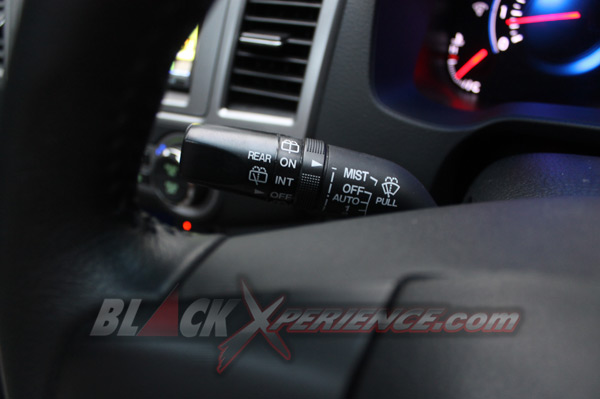 Mazda8 Ideal Untuk Liburan