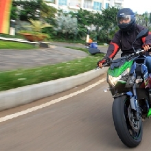 Bobot 229 kg tetap lincah untuk diajak menari