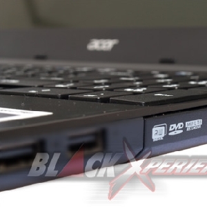 Kekuatan AMD di Laptop Acer Aspire E 15 E5-551G