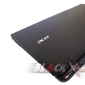 Kekuatan AMD di Laptop Acer Aspire E 15 E5-551G