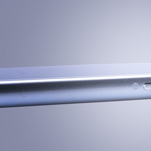 Tombol Power dan Volume