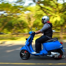 Riding Position Vespa S 125