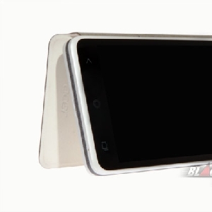 Acer Liquid Z520, tak Gentar Bersaing di Mid-end