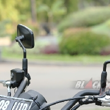 Desain Spion Bergaya Klasik