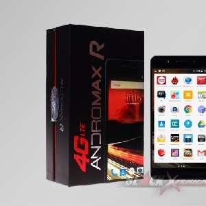 Smartfren Andromax 4G R - Unit dan Boks