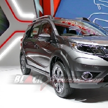 Dimensinya Lebiih Besar dari Mobilio