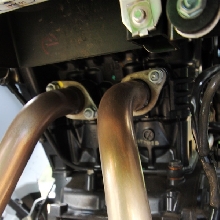 Mesin berkapasitas 296 cc dua silinder