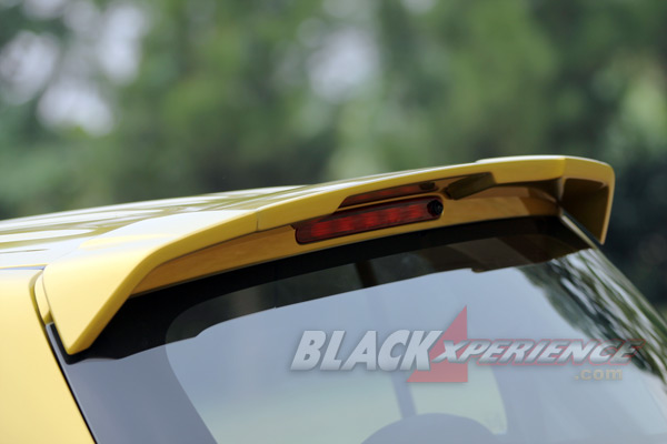 Roof Spiler Belakang