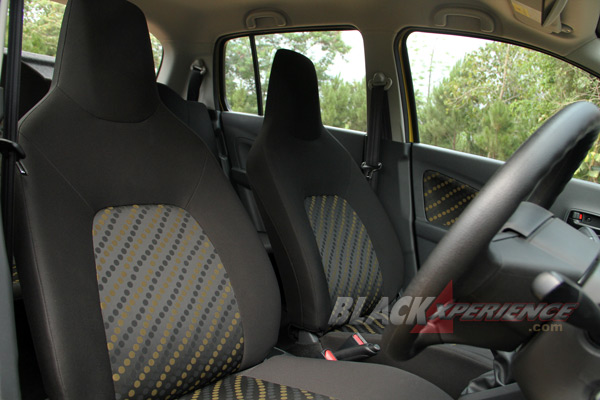 Bangku dengan Headrest Menyatu