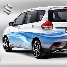 Tampak Belakang Sporty dengan Bumper Baru