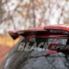 Roof Spoiler di Belakang