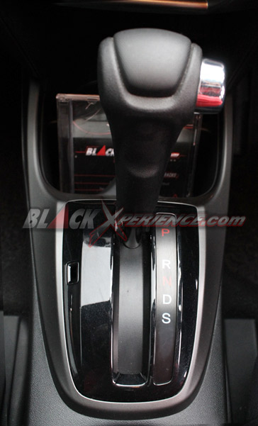 Merasakan Sensasi Berkendara Dengan Sedan Legendaris Honda