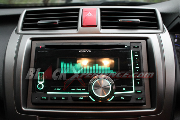 Merasakan Sensasi Berkendara Dengan Sedan Legendaris Honda