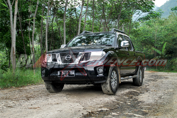 Berpetualang Bersama Nissan Navara Sports Version