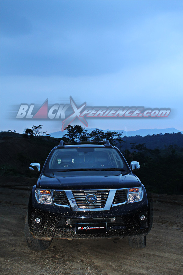 Berpetualang Bersama Nissan Navara Sports Version