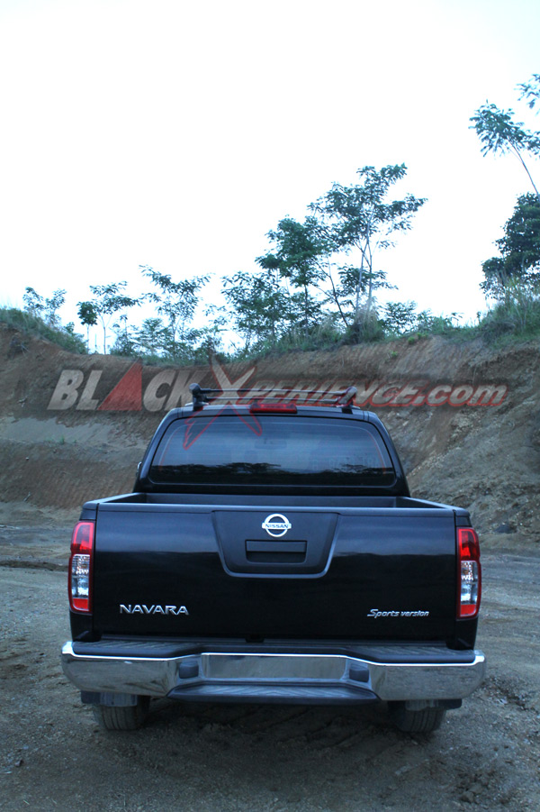 Berpetualang Bersama Nissan Navara Sports Version