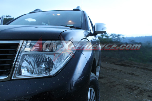 Berpetualang Bersama Nissan Navara Sports Version
