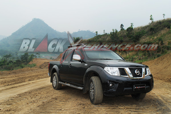 Berpetualang Bersama Nissan Navara Sports Version