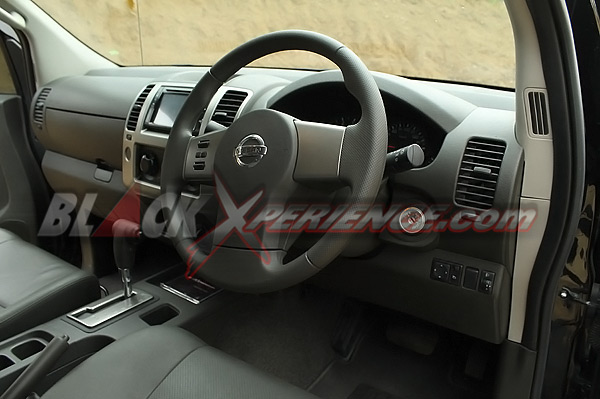 Berpetualang Bersama Nissan Navara Sports Version