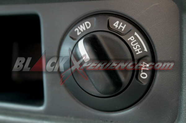 Berpetualang Bersama Nissan Navara Sports Version