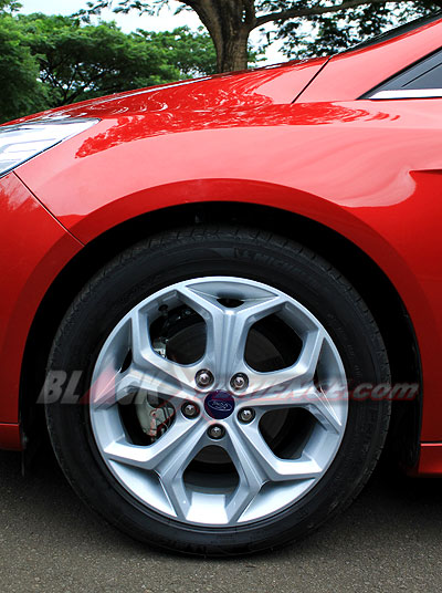 Menguji All-New Ford Focus Dengan Teknologi Pintarnya