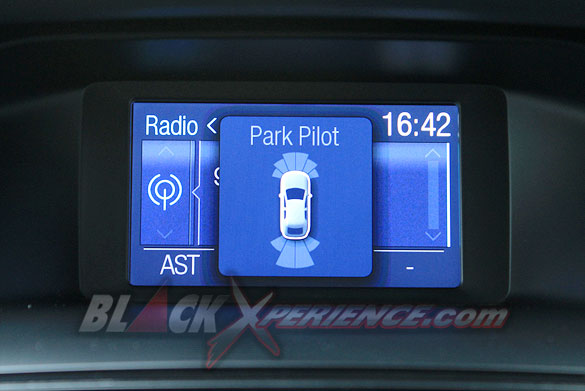 Menguji All-New Ford Focus Dengan Teknologi Pintarnya