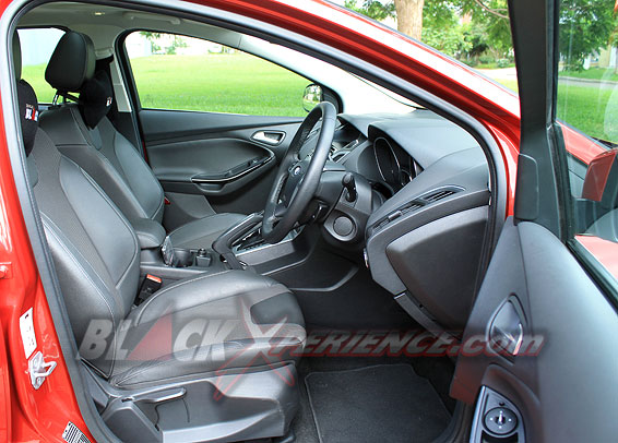 Menguji All-New Ford Focus Dengan Teknologi Pintarnya