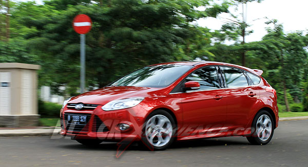 Menguji All-New Ford Focus Dengan Teknologi Pintarnya