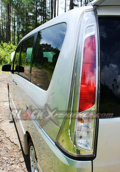 Menikmati Kenyamanan Berkendara Dengan All New Nissan Serena