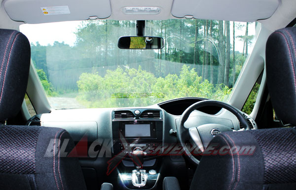 Menikmati Kenyamanan Berkendara Dengan All New Nissan Serena