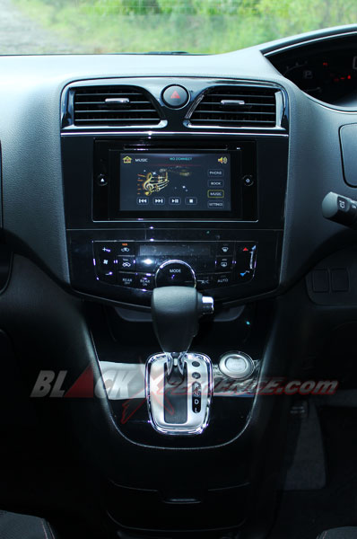 Menikmati Kenyamanan Berkendara Dengan All New Nissan Serena