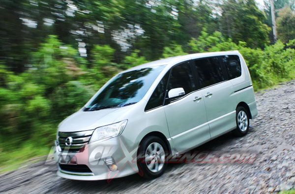 Menikmati Kenyamanan Berkendara Dengan All New Nissan Serena