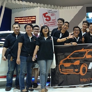 KIA Undang Komunitasnya ke IIMS 2014