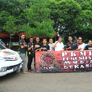 Paguyuban Komunitas Mobil Bekasi (PKMB)