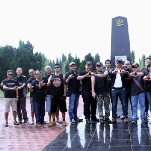 Jelang Puasa BCC Banyumas Bersihkan TMP Tanjung Nirwana