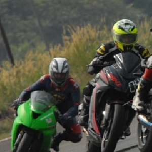 KDC dan Adira Gelar Safety dan Defensive Riding