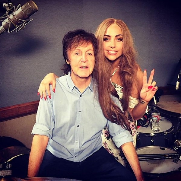 Paul McCartney Lanjutkan Kolaborasi dengan Lady Gaga