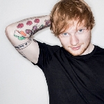 Ed Sheeran Menjadi Pembuka di Konser Rolling Stone
