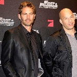 Vin Diesel Kenang Paul Walker di Teen Choice Awards