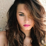 Demi Lovato Bocorkan Album Terbaru