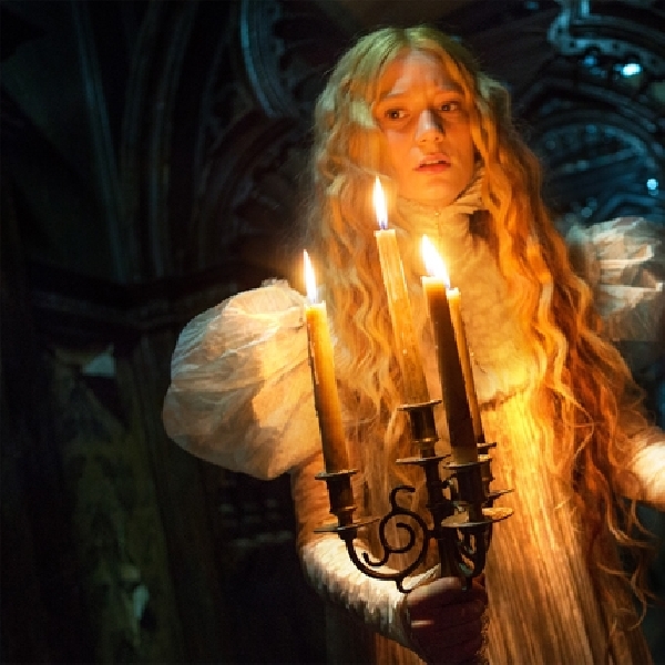 Crimson Peak : Film Bergenre Horor Gothic