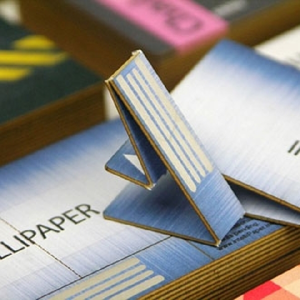 Swivel Card : Kartu Nama Dengan Fasilitas USB Drive