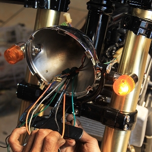 Proses wiring kabel lampu